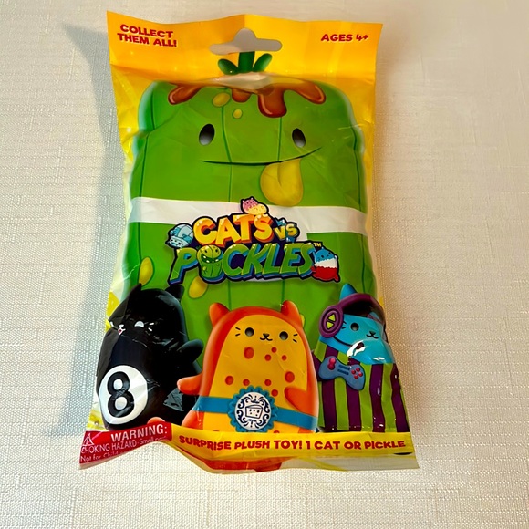 Cat vs. pickle Cousteau Water Freaks me-owt! #312 - Picture 4 of 7